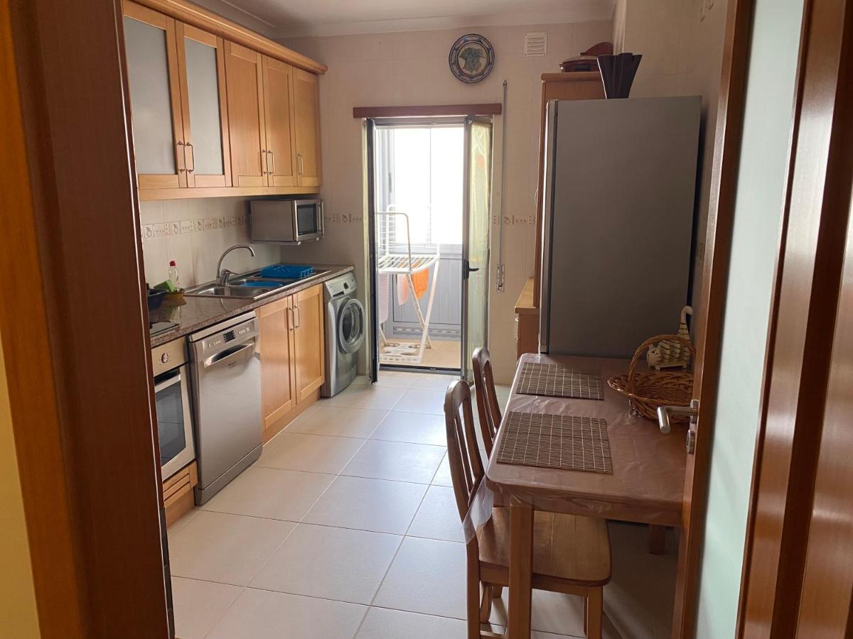 Superbe Appartement Proche De La Plage نازاريه المظهر الخارجي الصورة