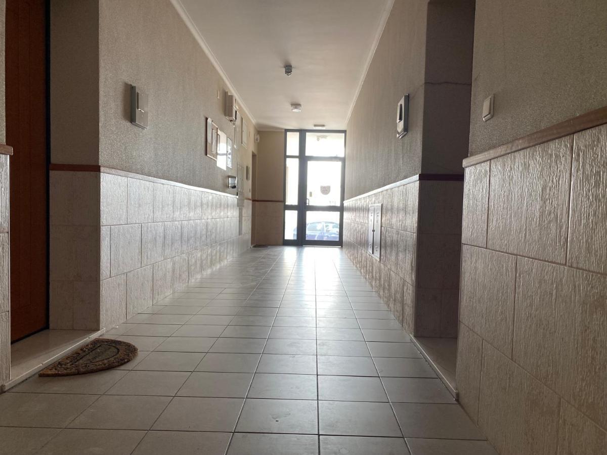 Superbe Appartement Proche De La Plage نازاريه المظهر الخارجي الصورة
